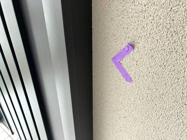 サッシ廻りシーリング (施工前)