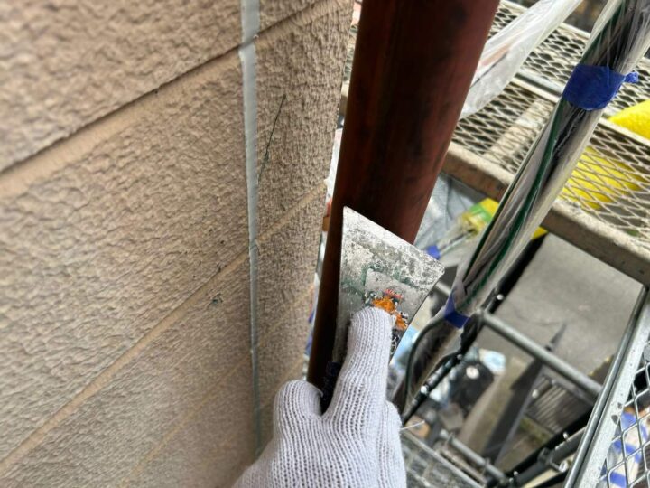 竪樋 ケレン作業