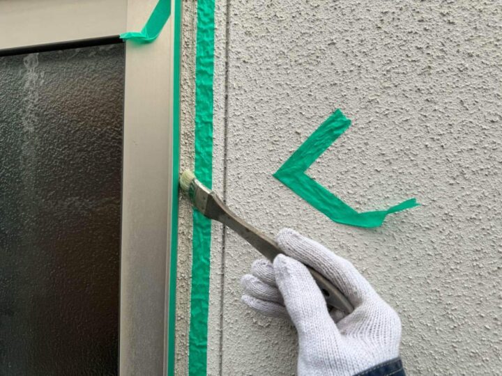 サッシ廻りシーリング (プライマー塗布)