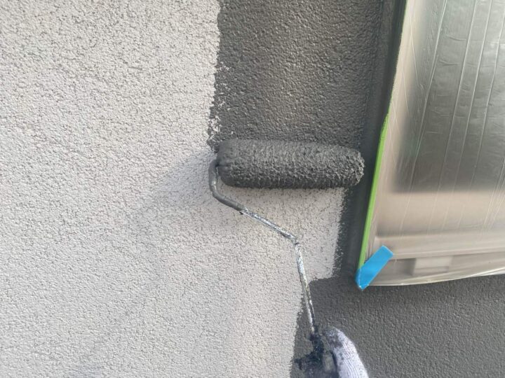 外壁塗装 中塗り