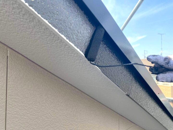 破風板 上塗り1回目