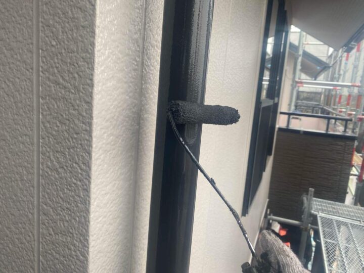 竪樋 上塗り2回目