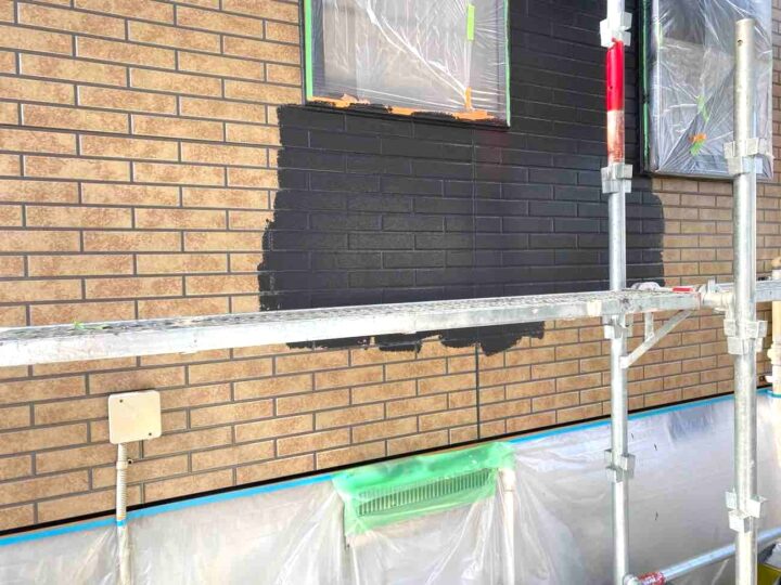 外壁塗装 中塗り 施工中