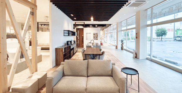 サンプル｜広々としたリビングエリア