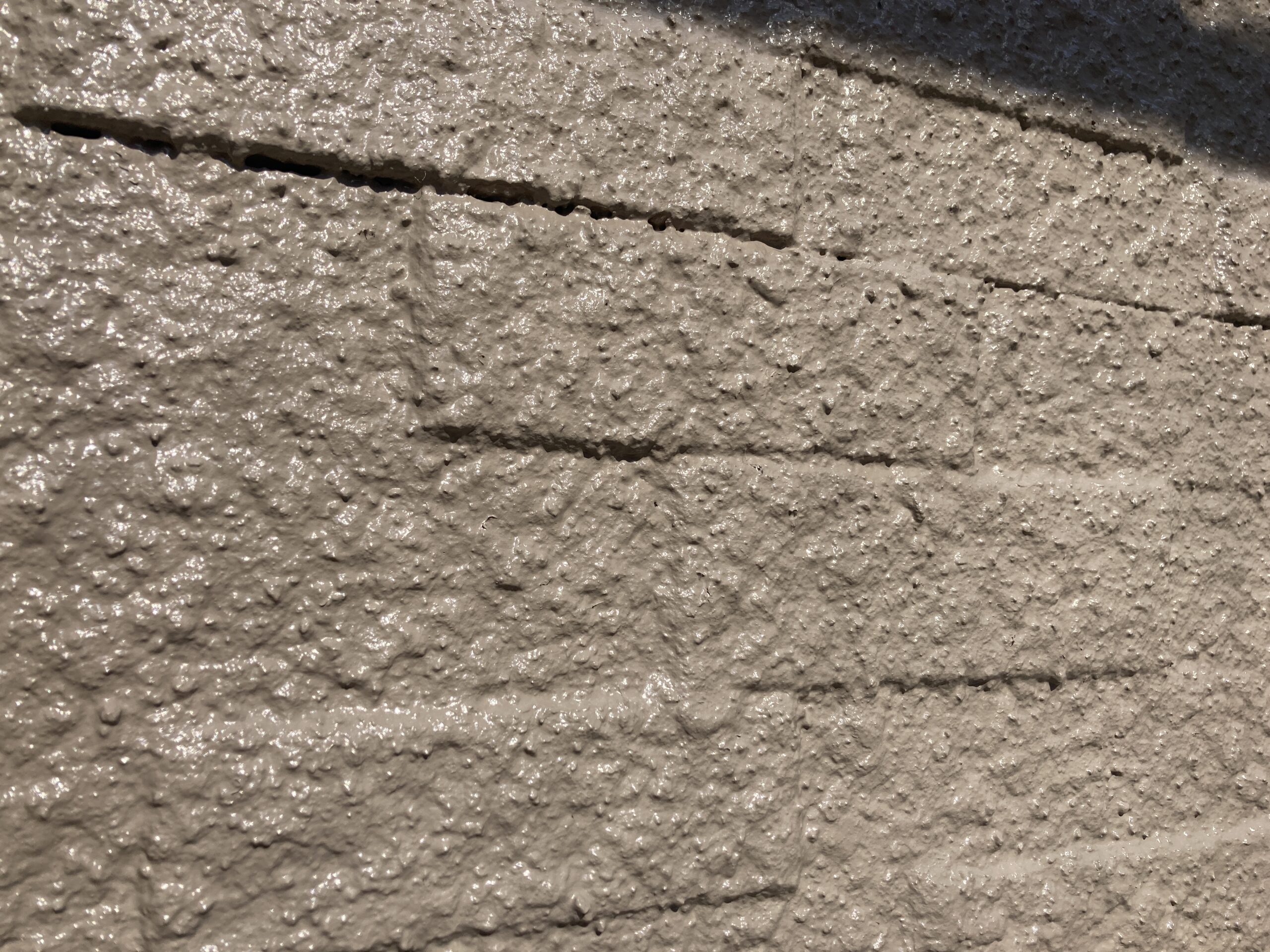 半田市　塗装　中塗り