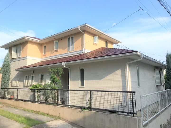 大府市での外壁塗装の色選びや助成金の様子です。