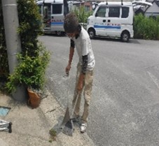 外壁塗装工事の最終確認後のすぃそうの様子の写真です。