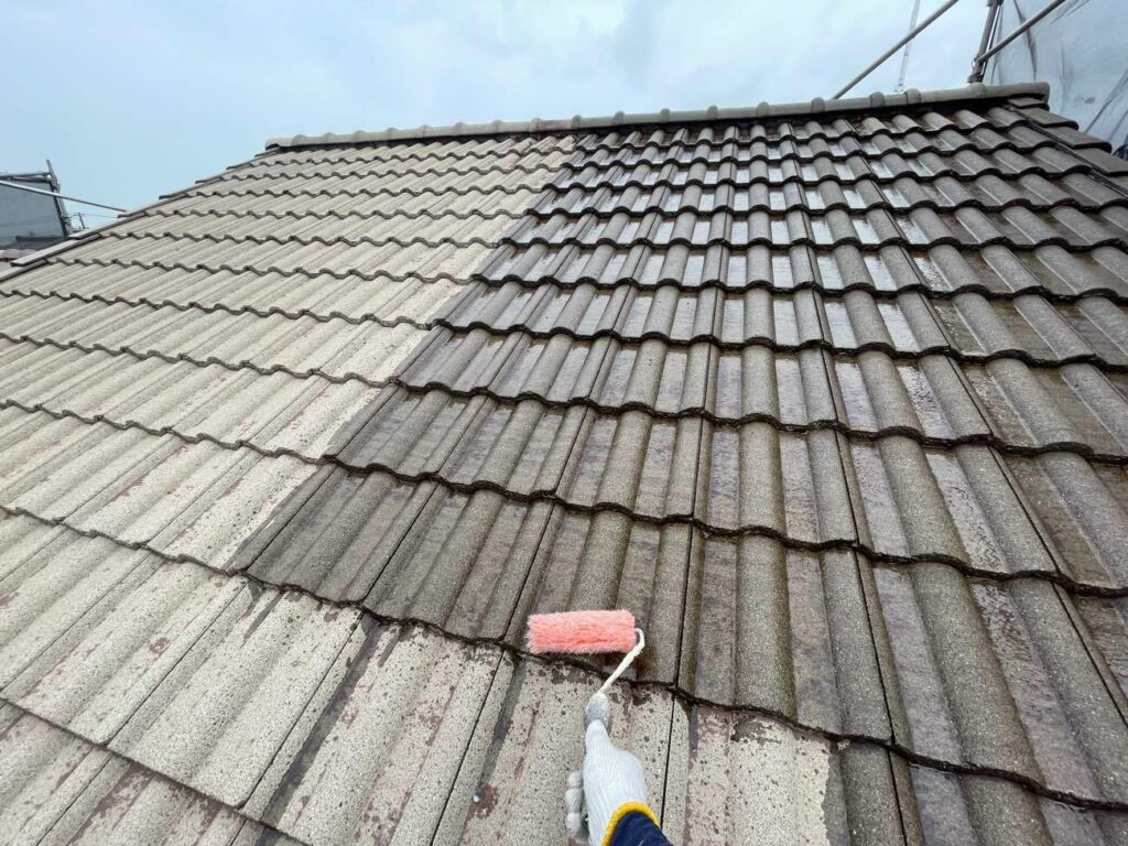 屋根塗装　下塗り