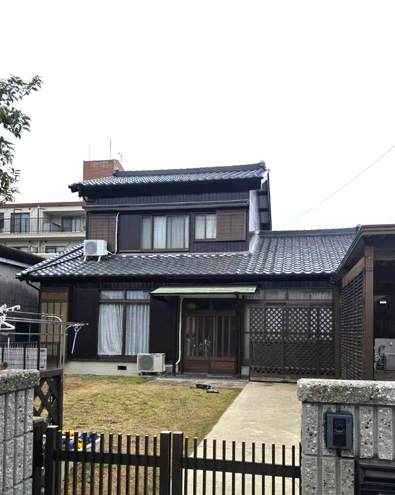 深みのある色で和の趣を表現