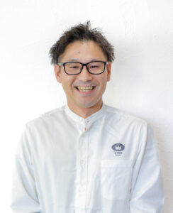 山内　淳貴