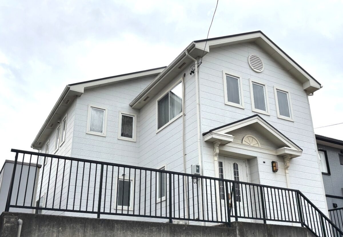 余白を活かしたすっきり外観