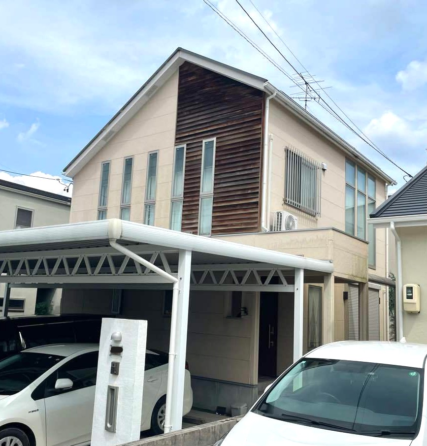 ツートーンの魅力を活かす、外装トータル工事