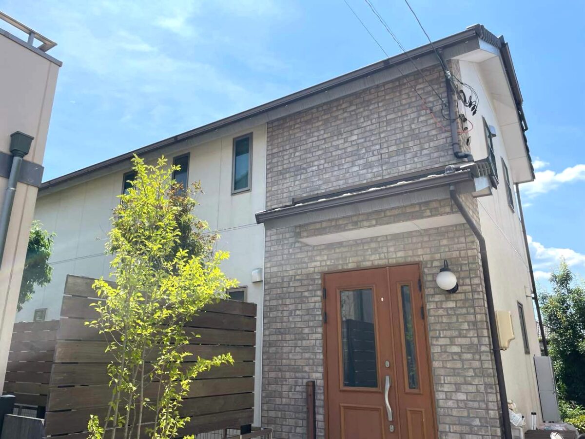 欧風タイルの質感を蘇らせ、新築時を超える重厚感と輝きを