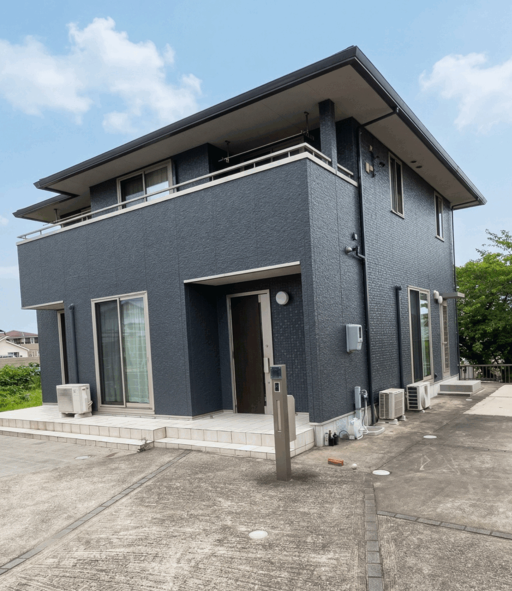 洗練されたダークトーンで、住まいに新築以上の重厚感と気品を