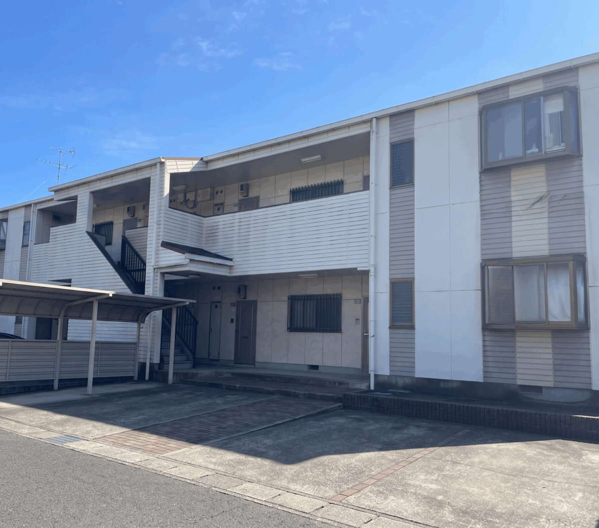 入居率を高める美観再生。モダンな配色で資産価値を守る塗り替え